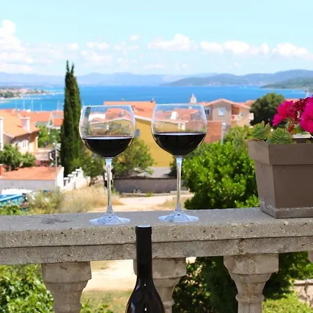 Apartment In Vodice With Sea View, Balcony, Air Conditioning, Wifi 5021-4 Appartement Vodice